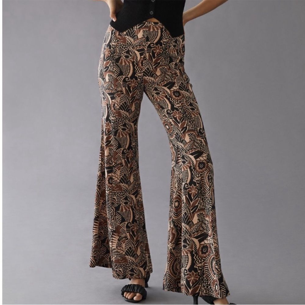 NWT - Anthro retro flares - high rise - sz 0